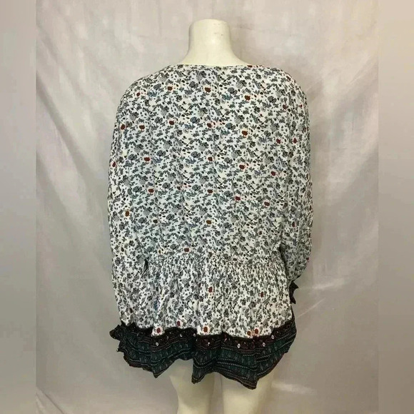 Weekend top - Picture 2 of 5